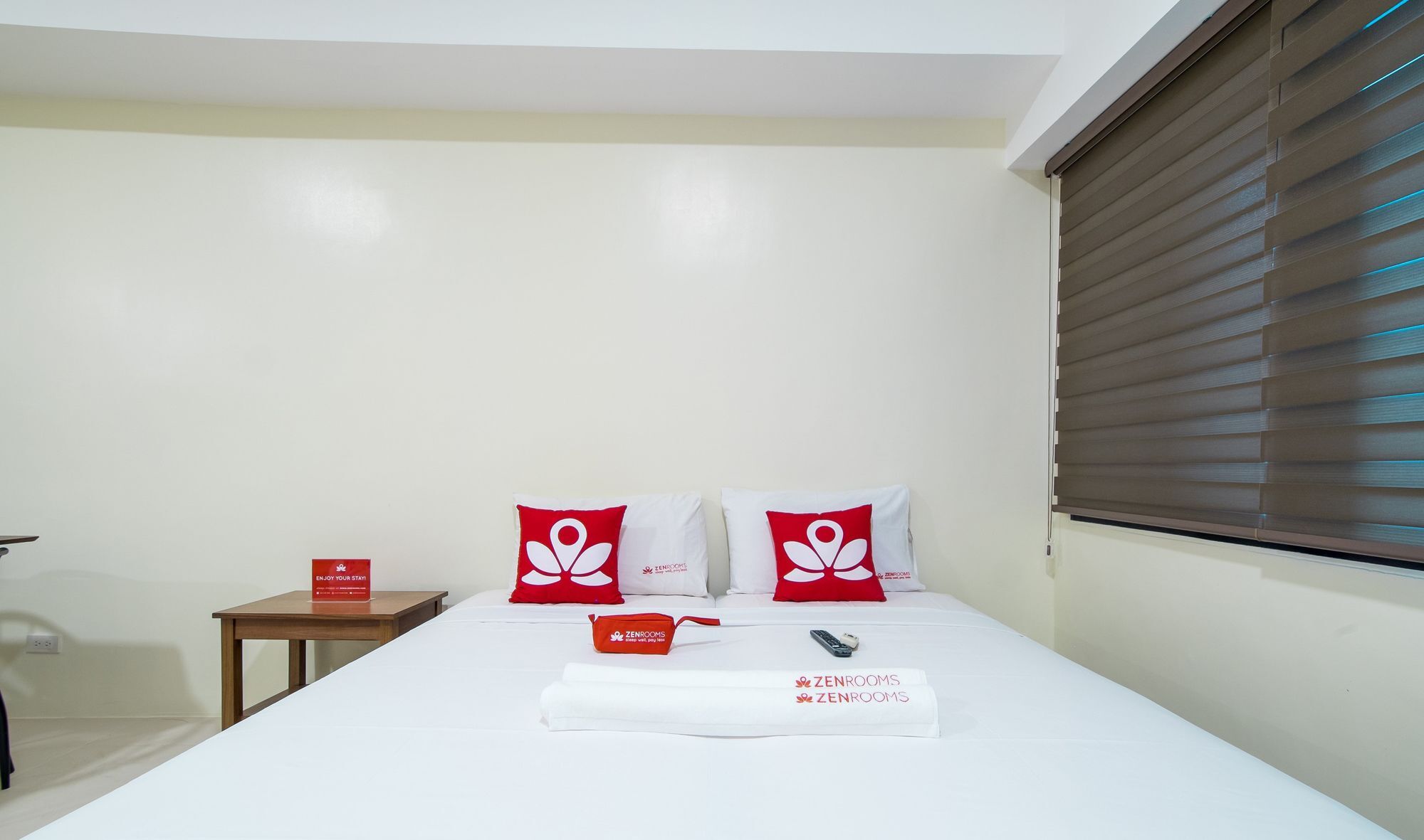 Zen Home At Icon Plaza Bgc Taguig Extérieur photo
